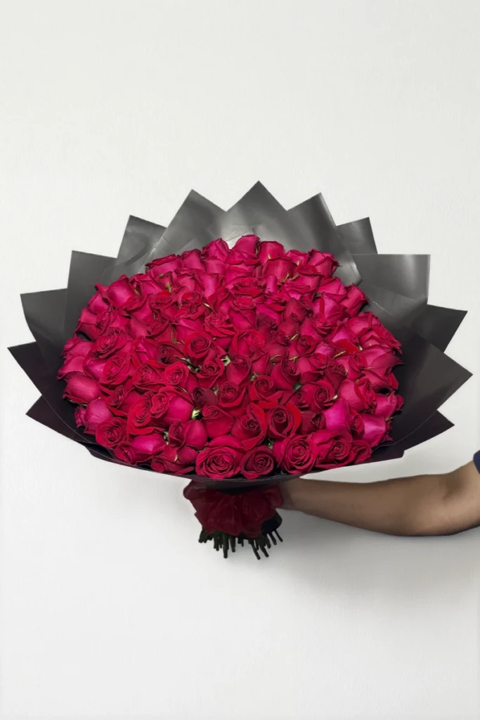 Ramo de 100 rosas rojas