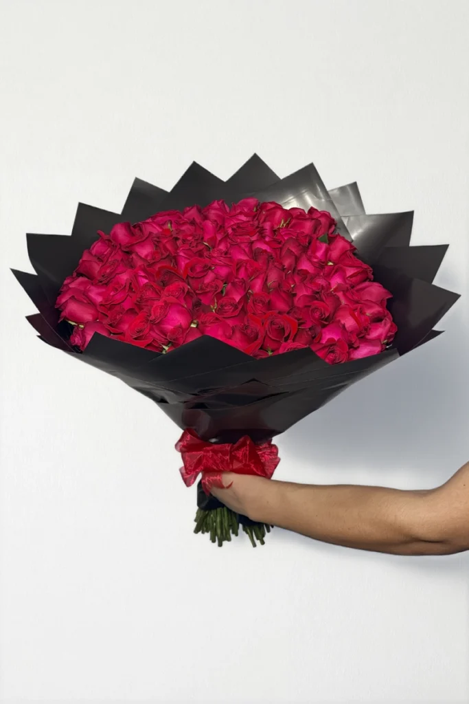 Ramo de 100 rosas rojas