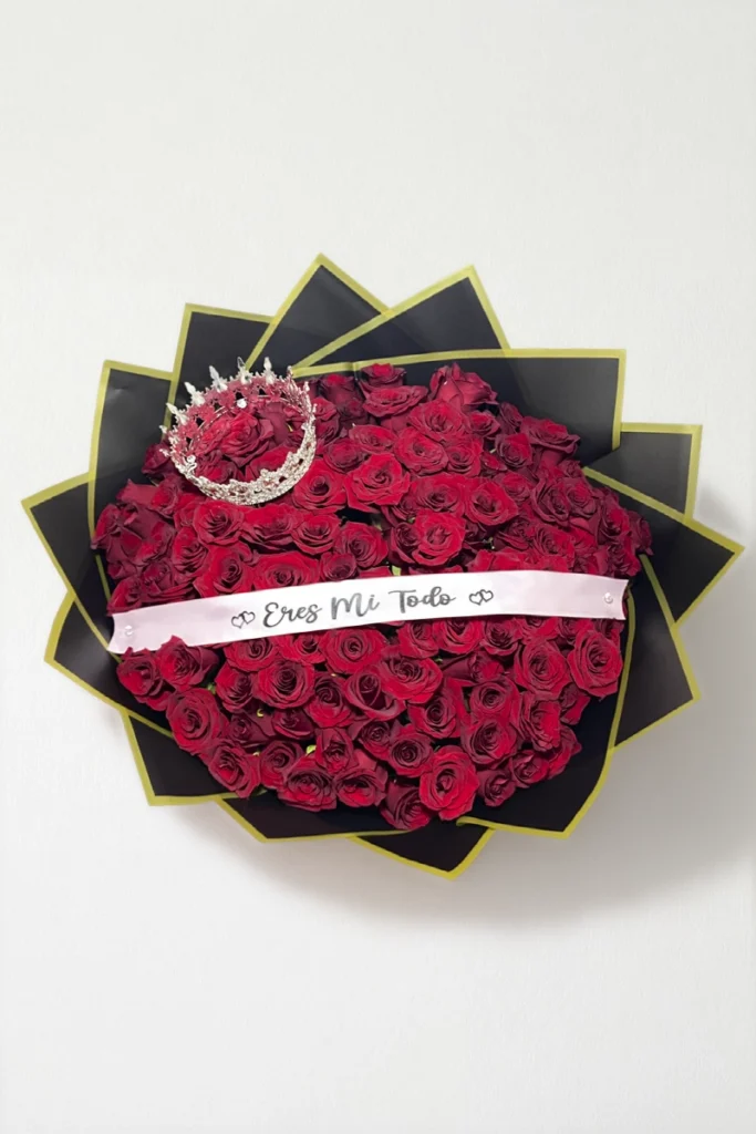 Ramo de 100 rosas rojas con liston y corona