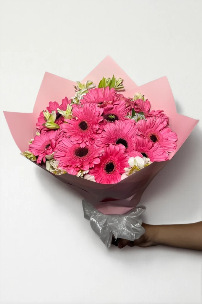 Ramo de 12 gerberas rosas