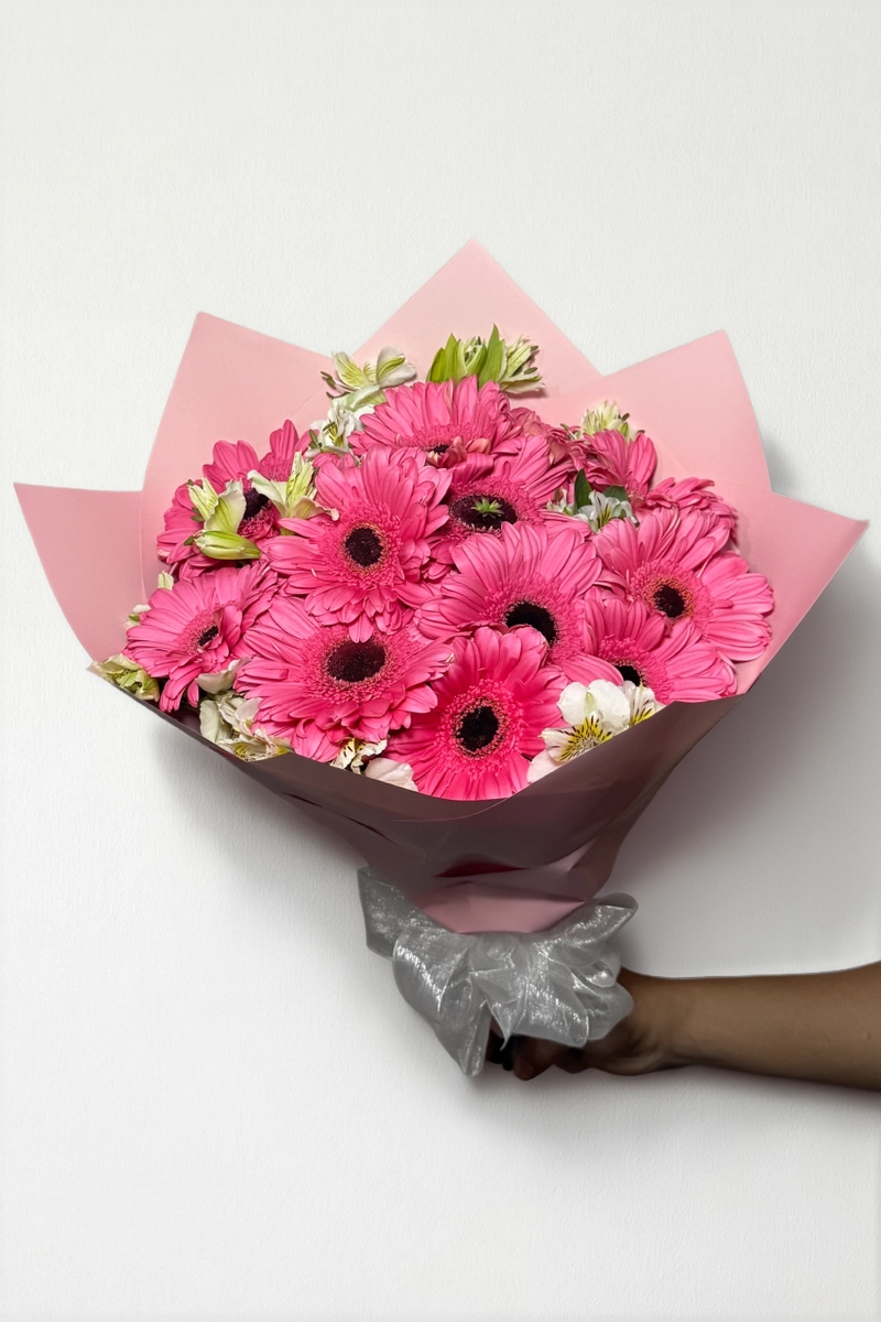Ramo de 12 gerberas rosas: imagen 3
