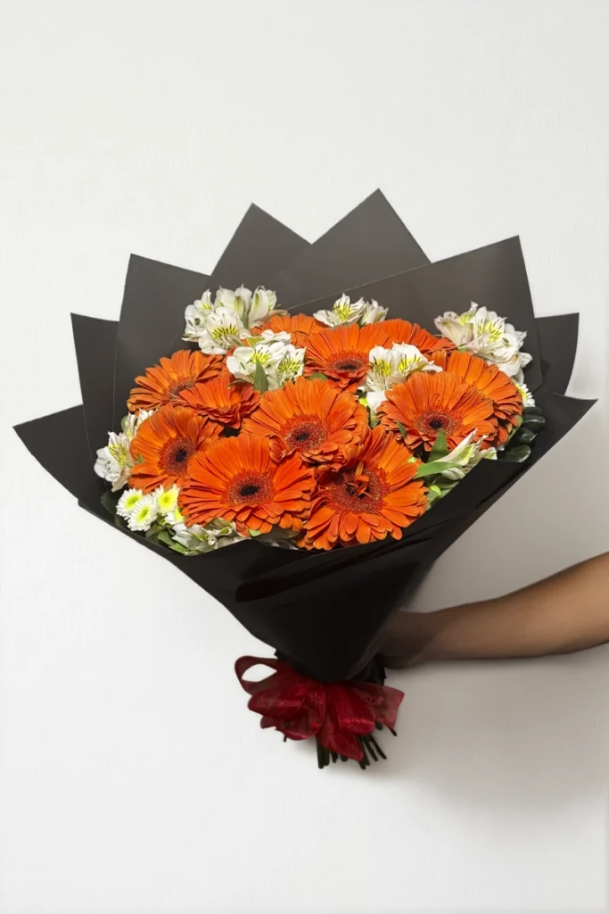 Ramo de 12 gerberas naranja