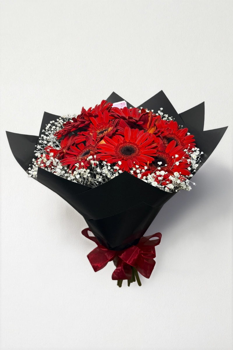 Ramo de 12 gerberas rojas: imagen 1