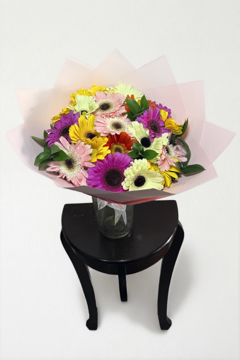Ramo de 20 gerberas mixto: imagen 2