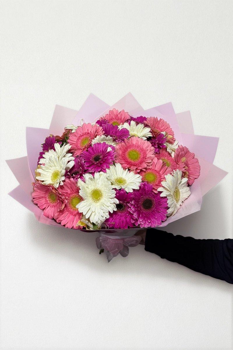 Ramo de 30 gerberas mixto: imagen 2