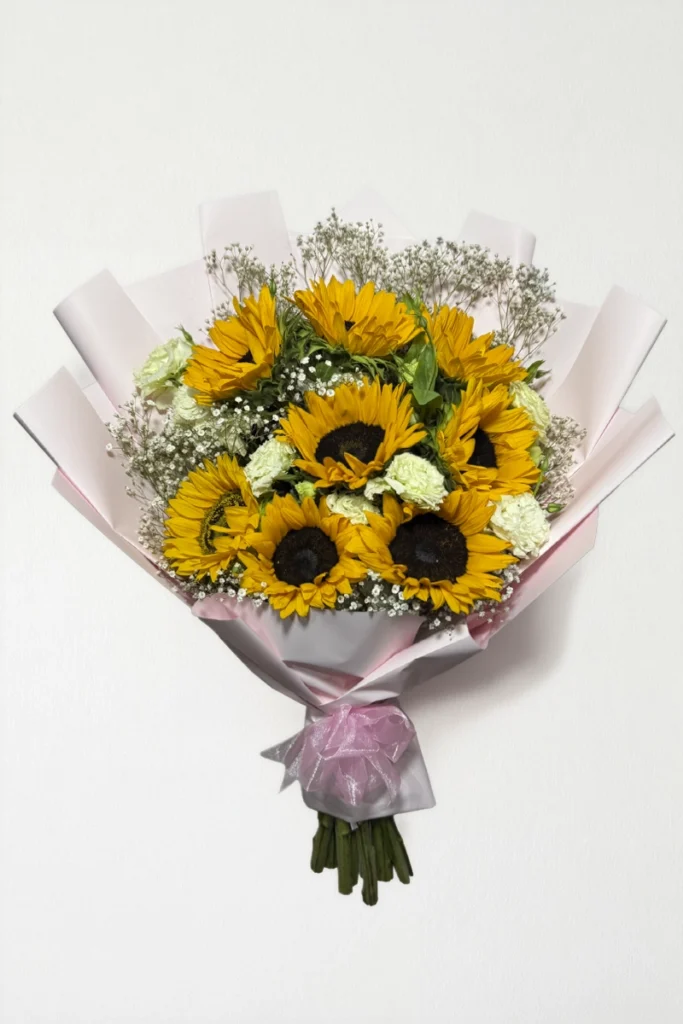 Ramo de 10 girasoles con lisianthus