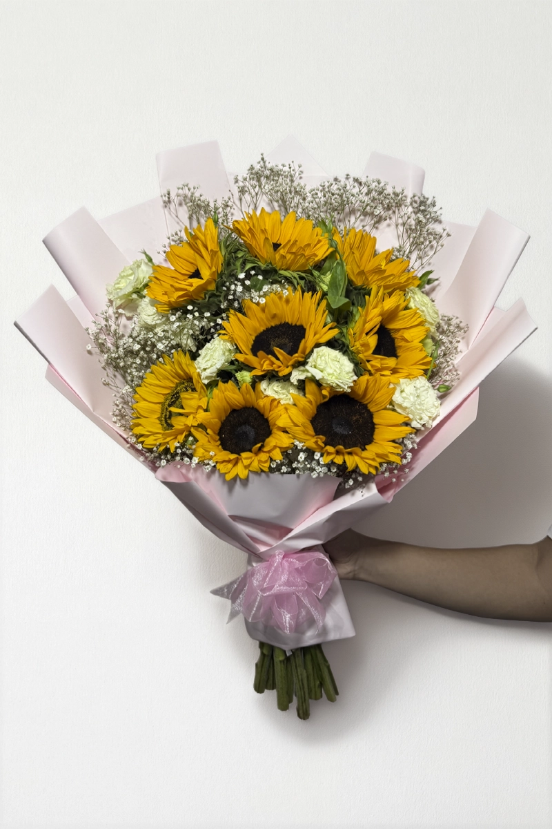 Ramo de 10 girasoles con lisianthus: imagen 3