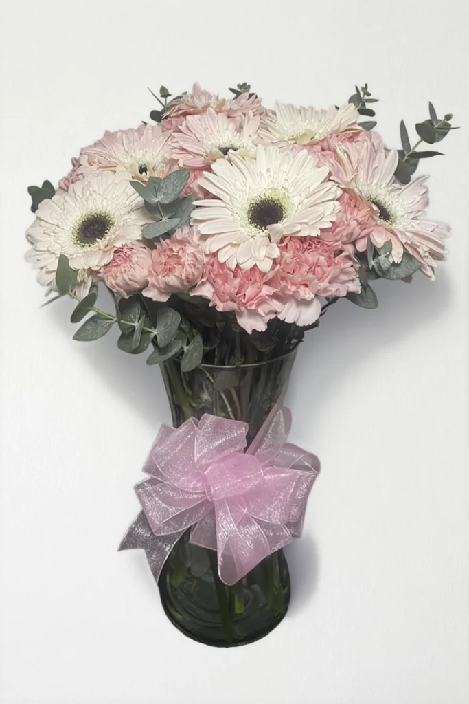 Arreglo de gerberas con claveles